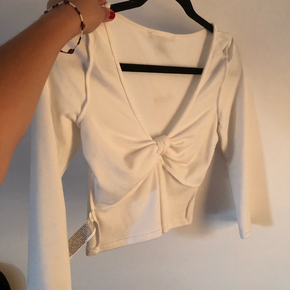 3/4 sleeve winched front white crop top